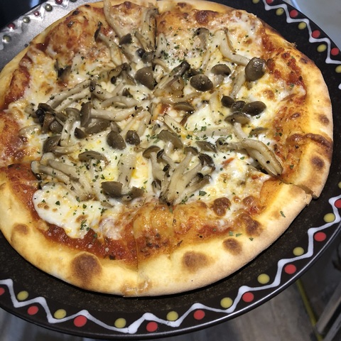 菌菇pizza