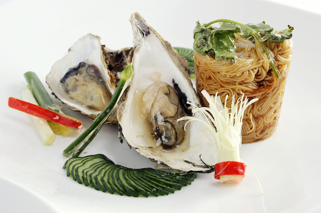 Leek and Fresh Oyster Noodles